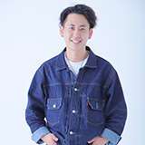 PLUS　梅田店