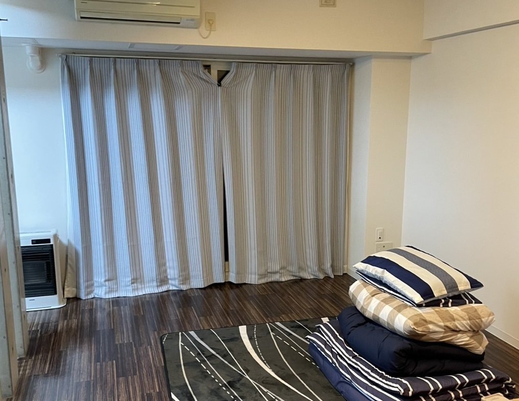 【家具家電アリ！】すぐ入寮可能な社員寮を当社では完備！すすきの駅徒歩10分圏内にある寮なので中心街へのアクセスも抜群◎1カ月の寮費約30,000円～と破格の賃料となります！※水道高熱費は別途