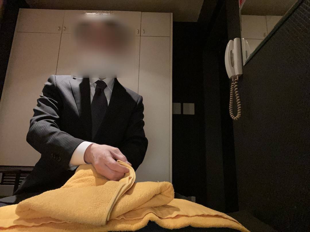 専門知識は一切不要！業務内容は至ってシンプルな内容となっております。対面接客/受付業務・PC更新業務・清掃・備品管理が主な業務内容なので、業界歴や資格、学歴等も一切不問です。